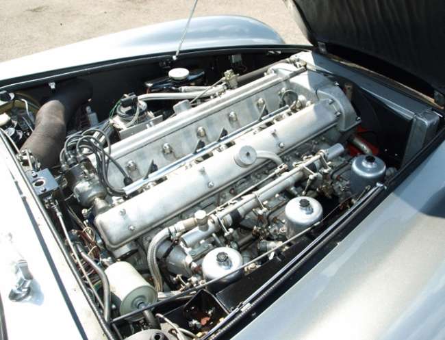 1968 Aston Martin DB6 Volante spec-Auction Lot