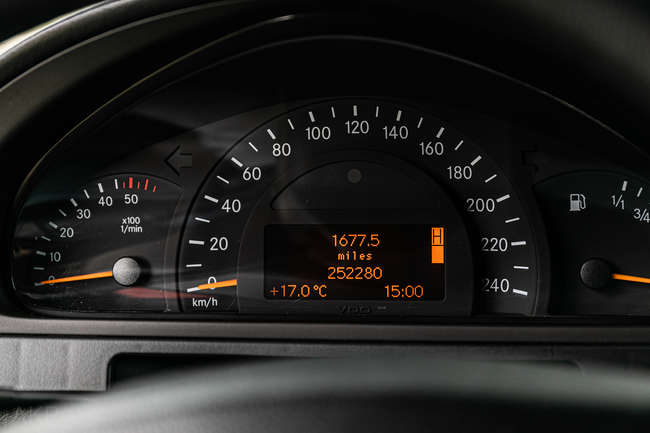 2003 Mercedes-Benz G-Wagen (463) CDi-Sold