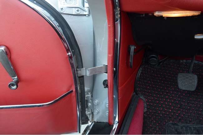 1966 Mercedes 250 SE Convertible Manual LHD (W108)-Sold