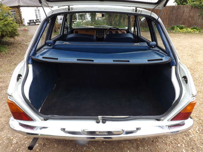 1976 Austin Maxi-Auction Lot