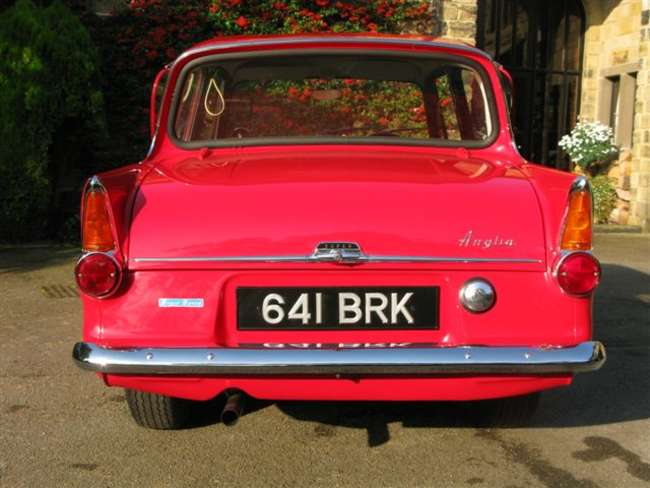 Superspeed Ford Anglia 1650-Auction Lot