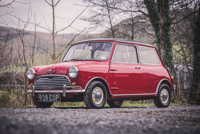 Iconic Auctioneers | 1961 Morris Mini Cooper (S)-Auction Lot