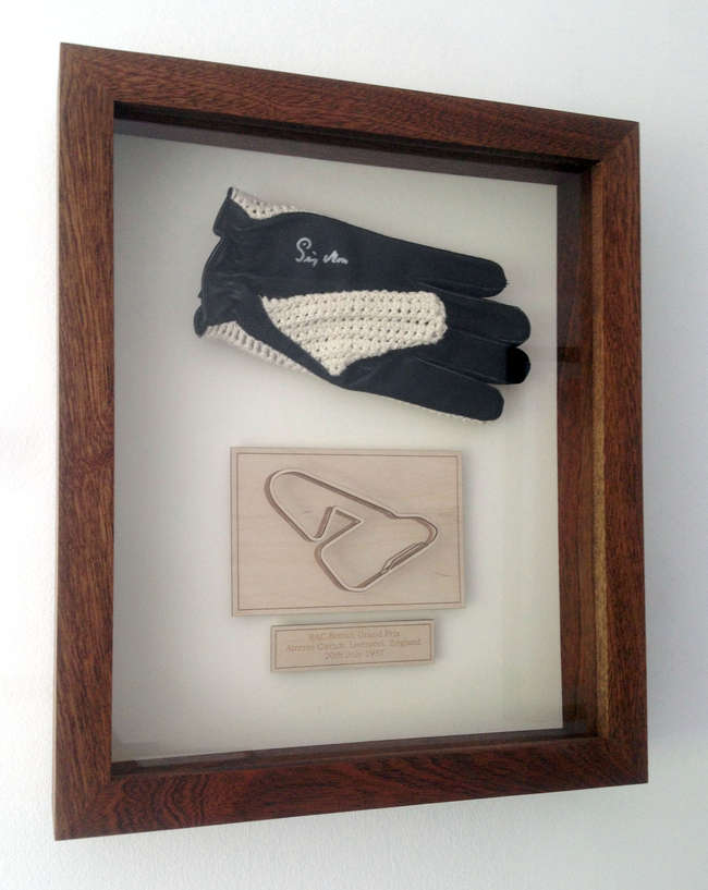 Sir Stirling Moss, Aintree BGP signed glove, 3D Circuit-Sold
