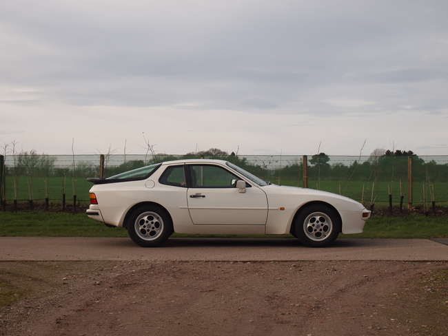 1987 Porsche 944 Lux-Auction Lot