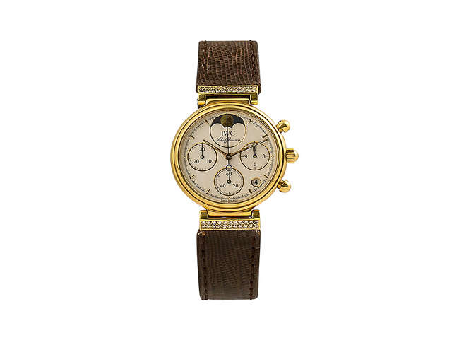 18ct Yellow Gold and Diamond Set Ladiesâ€™ IWC Da Vinci Chro-Auction Lot