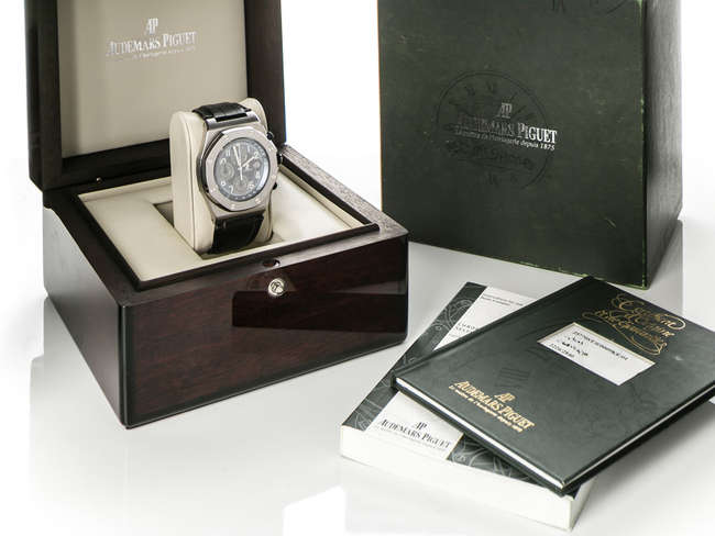 Gentlemenâ€™s Audemars Piguet Royal Oak Offshore Chronograph-Auction Lot