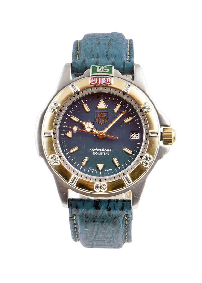 C.2001 Tag Heuer 4000 Professional.-Sold