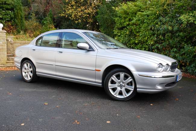 2002 Jaguar X-Type 3.0 V6 SE AWD-Sold