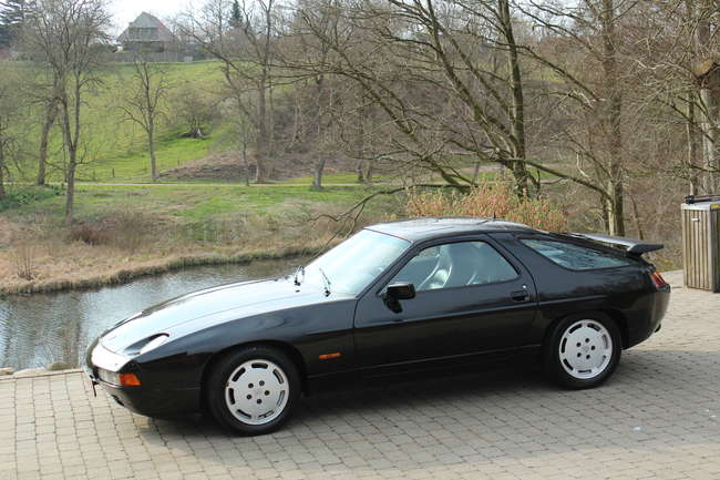1987 Porsche 928 S4-Auction Lot