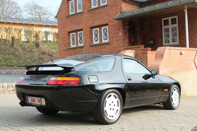 1987 Porsche 928 S4-Auction Lot