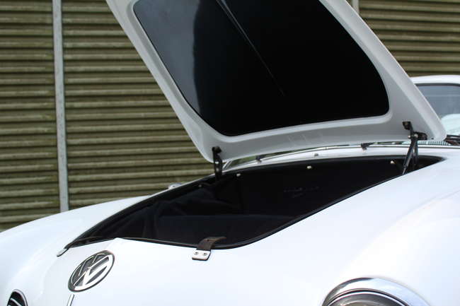 1967 Volkswagen Karmann-Ghia-Auction Lot