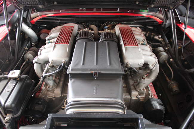 1986 Ferrari Testarossa (single mirror)-Auction Lot