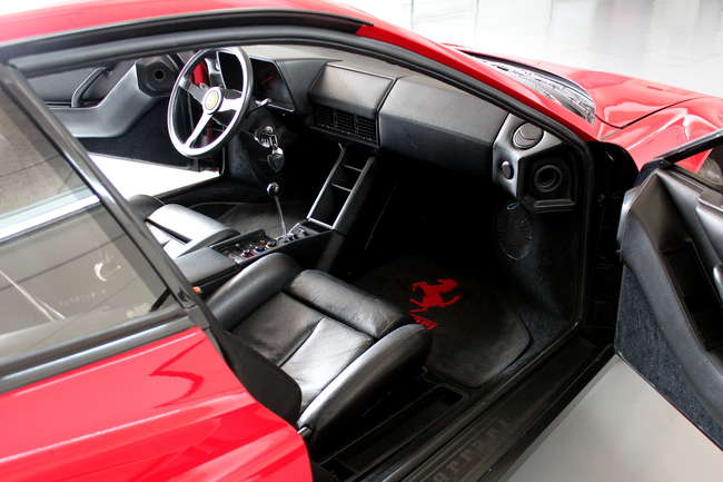 1986 Ferrari Testarossa (single mirror)-Auction Lot