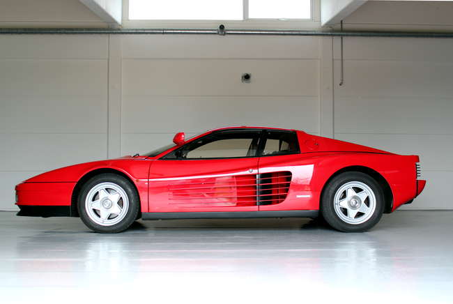 1986 Ferrari Testarossa (single mirror)-Auction Lot