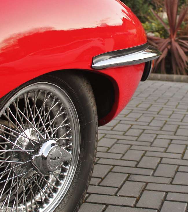1970 Jaguar E-Type Series II Fixed Head Coupé-Auction Lot