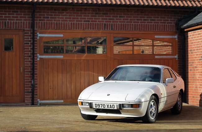 1987 Porsche 924 S-Sold