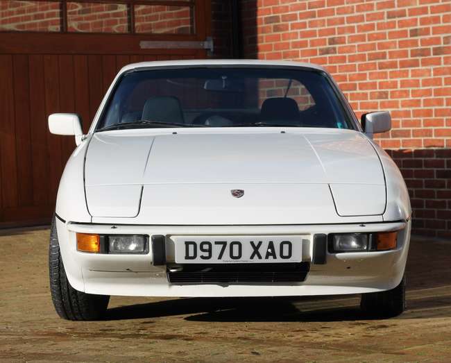 1987 Porsche 924 S-Sold
