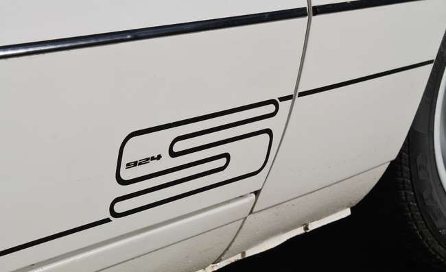 1987 Porsche 924 S-Sold