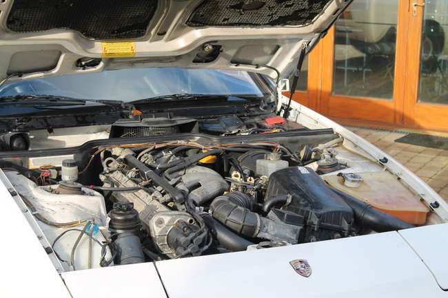 1987 Porsche 924 S-Sold