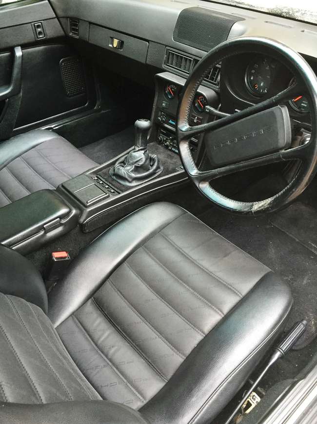 1987 Porsche 924 S-Sold