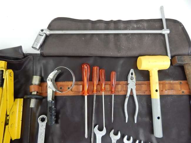 Ferrari Daytona Tool Kit-Auction Lot