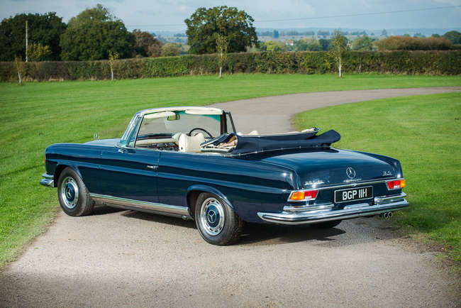 1970 Mercedes-Benz 280SE 3.5 Cabriolet-Sold