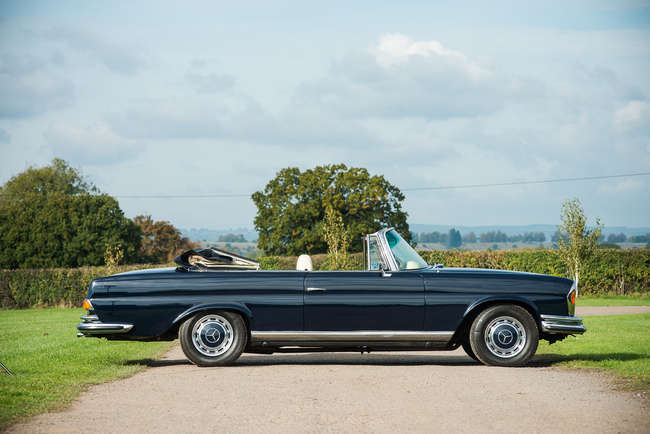 1970 Mercedes-Benz 280SE 3.5 Cabriolet-Sold