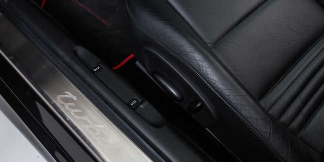 2004 Porsche 911 (996) Turbo Cabriolet-Sold