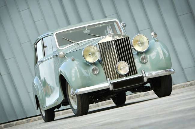 1949 Rolls-Royce Silver Wraith-Sold