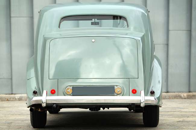 1949 Rolls-Royce Silver Wraith-Sold