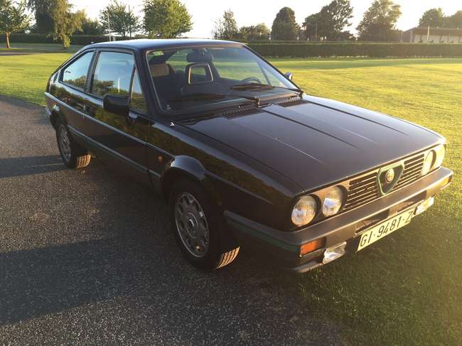 1987 Alfa Romeo Alfasud Sprint Green 'Cloverleaf'-Auction Lot