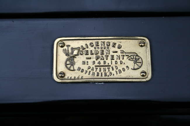 1904 'Curved Dash' Oldsmobile-Sold