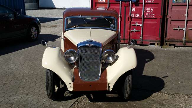 1934 Hillman  