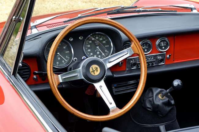 1967 Alfa Romeo Spider 1600 Duetto-Sold