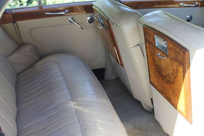 1960 Bentley S2 Standard Saloon-Sold