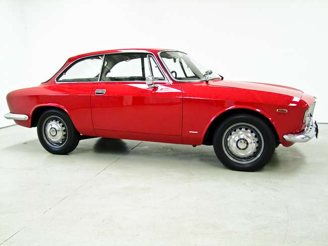 1964 Alfa Romeo Giulia Sprint 1600 GT-Sold