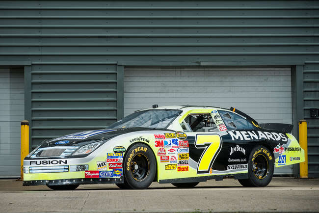 2007 Ford Fusion Nascar - Ex-Robby Gordon-Auction Lot