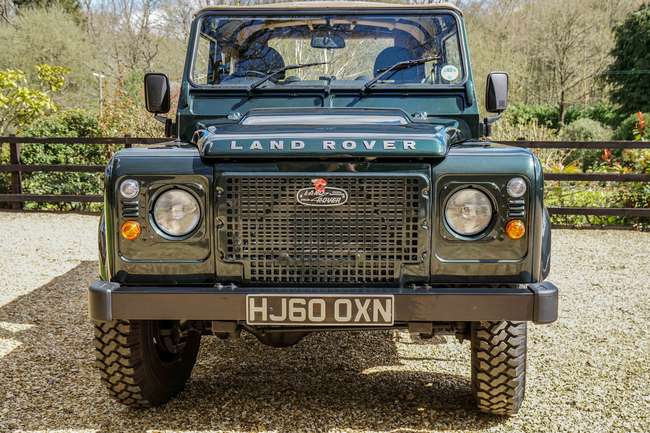 2010 Land Rover Defender 90 6 Seat Automatic-Sold