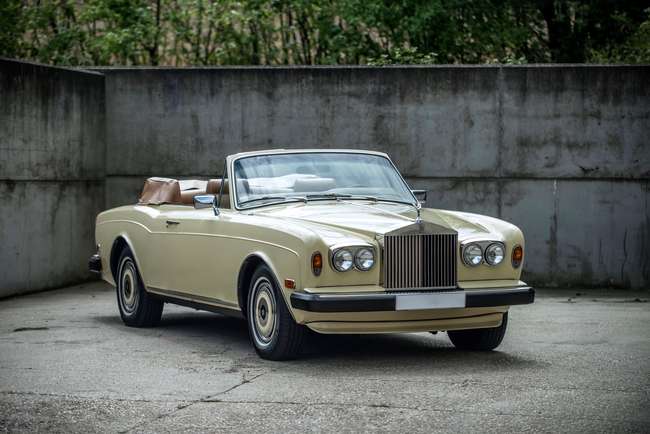 1982 Rolls-Royce Corniche-Auction Lot