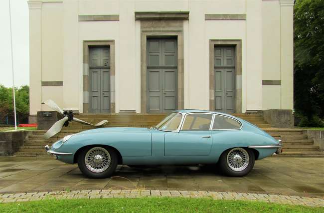 1970 Jaguar E-Type 4.2 Series II Fixedhead Coupe-Sold
