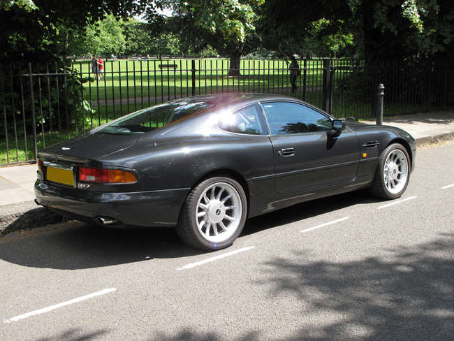 1995 Aston Martin DB7 i6-Sold