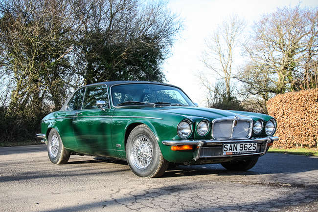 Iconic Auctioneers | 1977 Jaguar XJ CoupÃ©-Sold