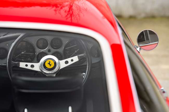 1972 Ferrari 365 GTB/4 Daytona-Sold