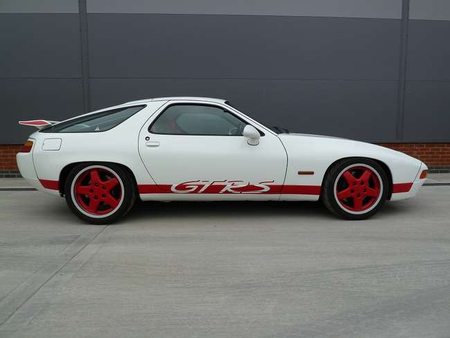 1990 Porsche 928 GT track car-Auction Lot