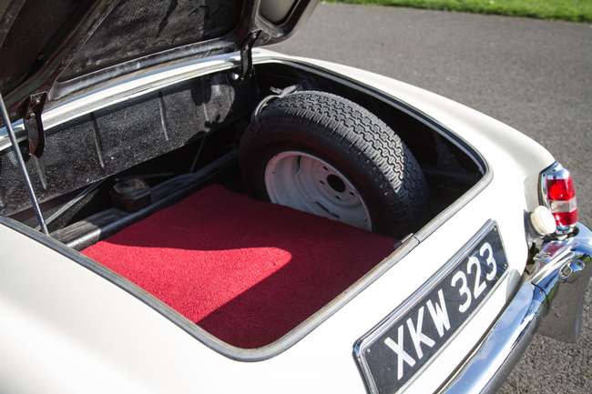 1962 Mercedes-Benz 190 SL-Sold