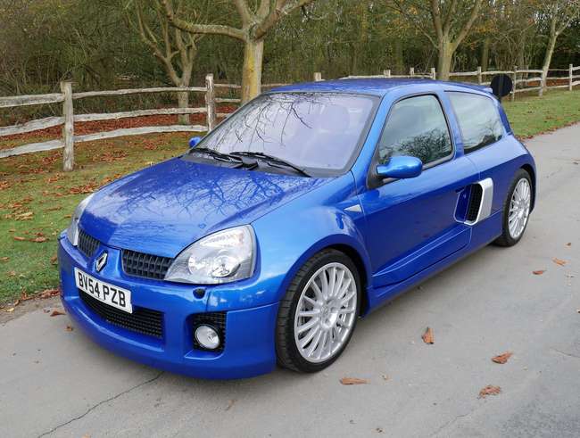 2004  Renault Clio Renaultsport V6 Phase 2 255-Sold