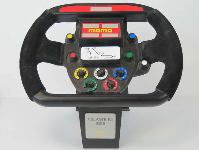  Replica Momo Volante F1 steering wheel.-Sold