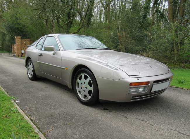 1988 Porsche 944 Turbo S 