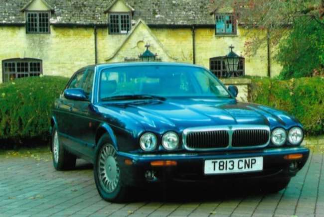 1999 Jaguar XJ8 (X308) Sports-Sold
