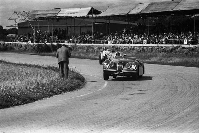 1950 Jaguar XK120 Competition Roadster ÔÇô Ex-Duncan Hamilto-Auction Lot